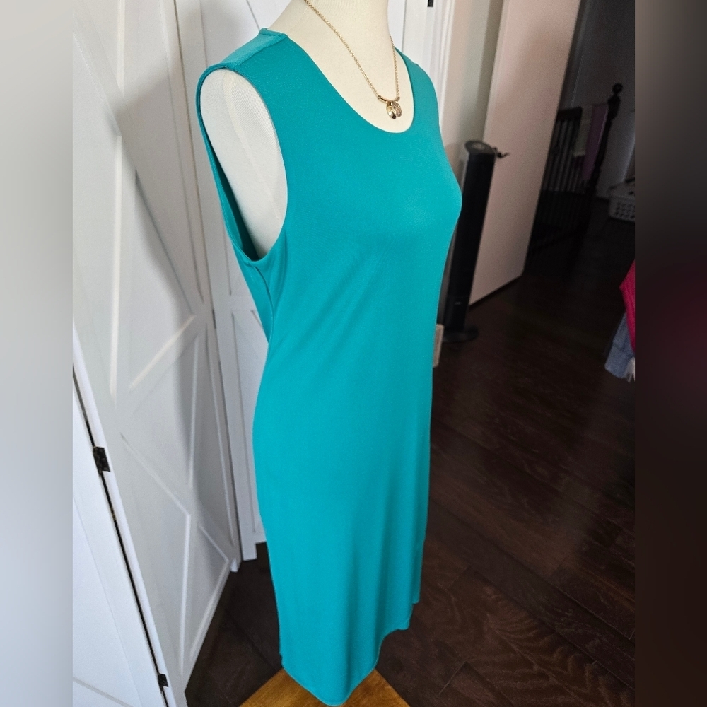 Alfani Tulip Hem Front Sleeveless Dress In Green - Picture 3 of 9